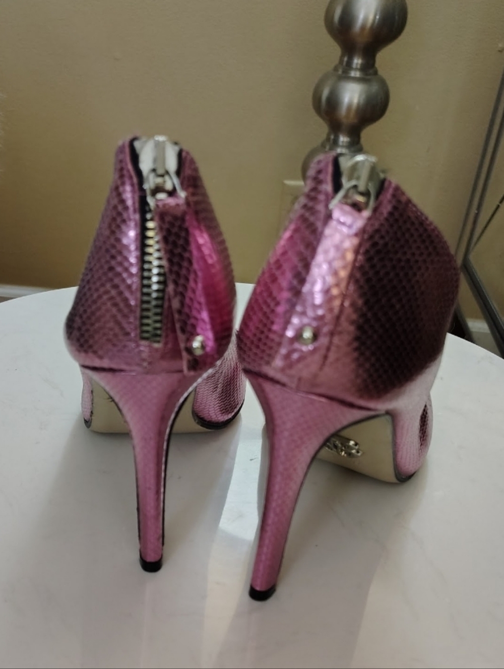 🆕⭐ Beautiisoles Pink Metallic High Heel Pumps - - Picture 9 of 14